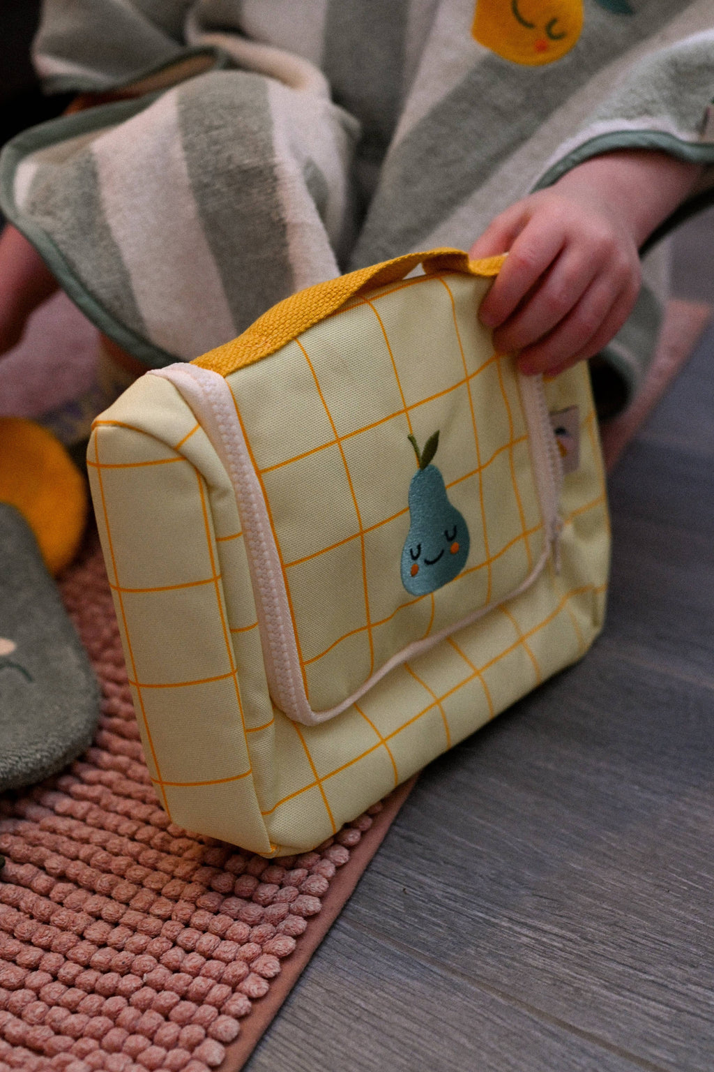 Necessaire infantil - Mandy a Mandarina
