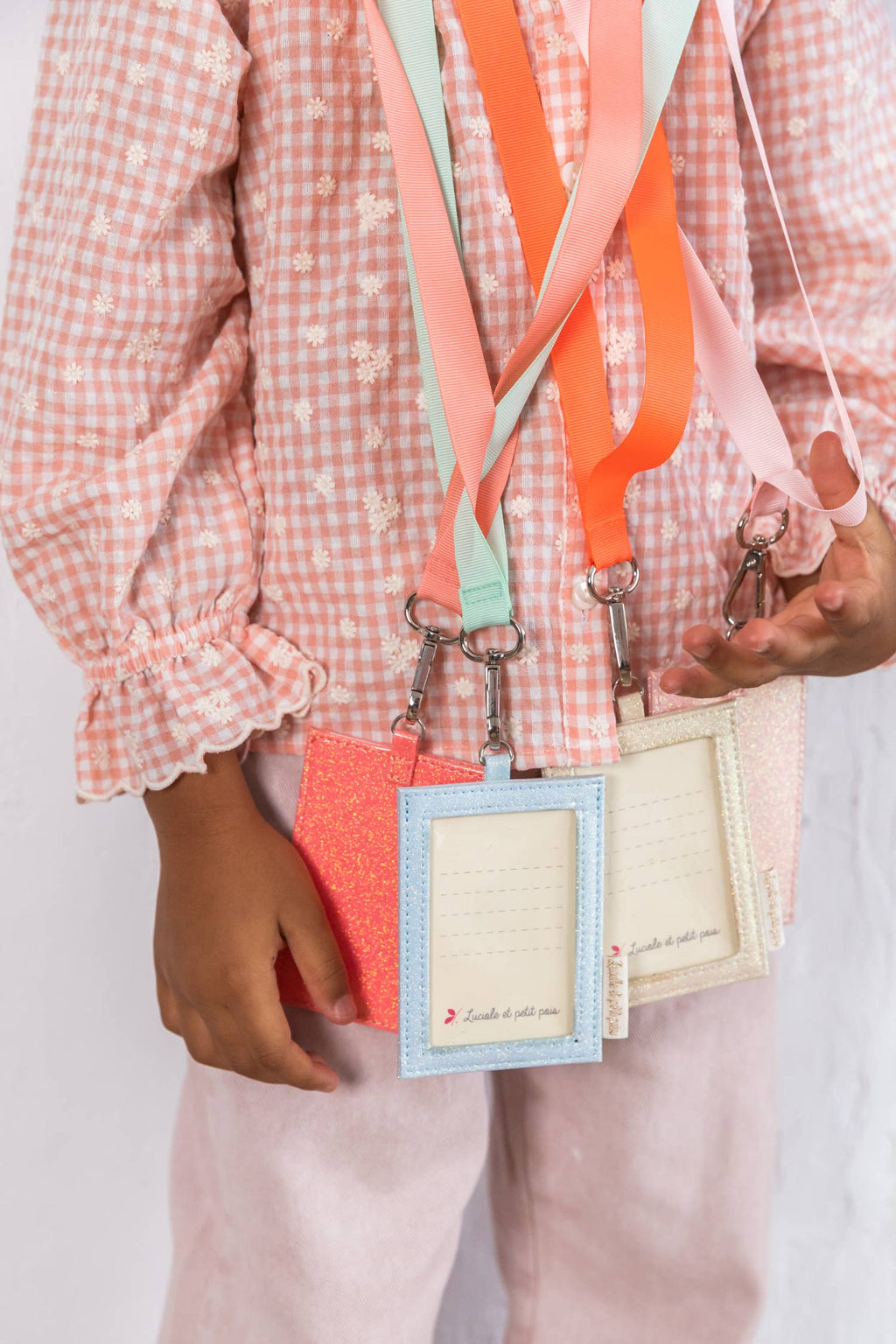 Porta-cartões com cordão - Coral